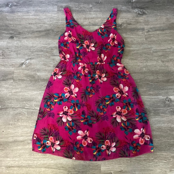 Old Navy Dresses & Skirts - 💜 FREE w/ PURCHASE 💜 🌺 Old Navy Tropical Dress 🌺